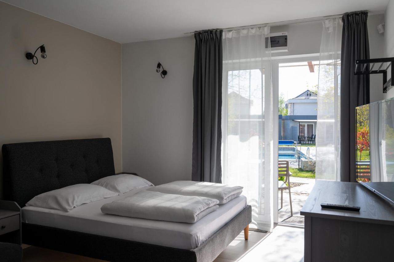 נישורזה Medusa Apartamenty I Bungalowy מראה חיצוני תמונה